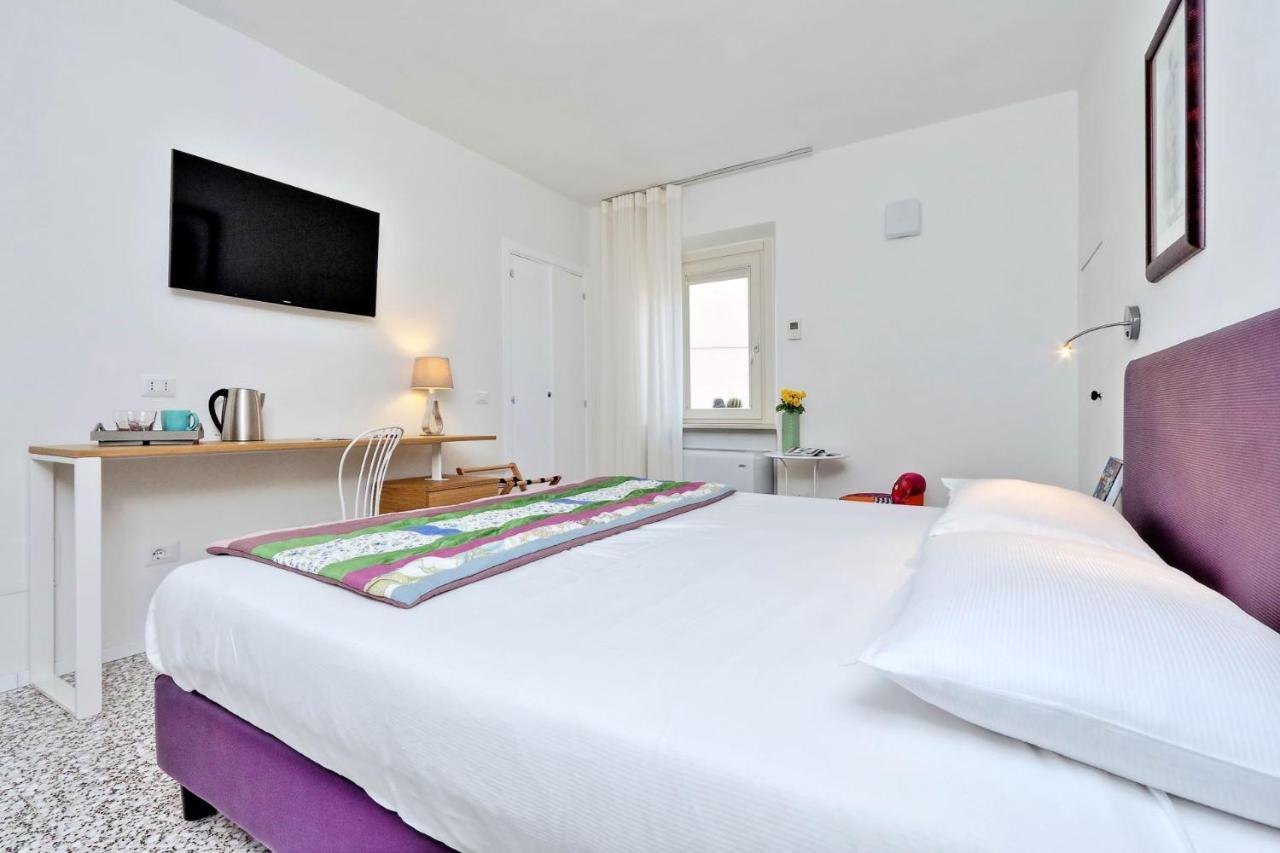 Guest House Viaroma San Severino Marche Exterior foto